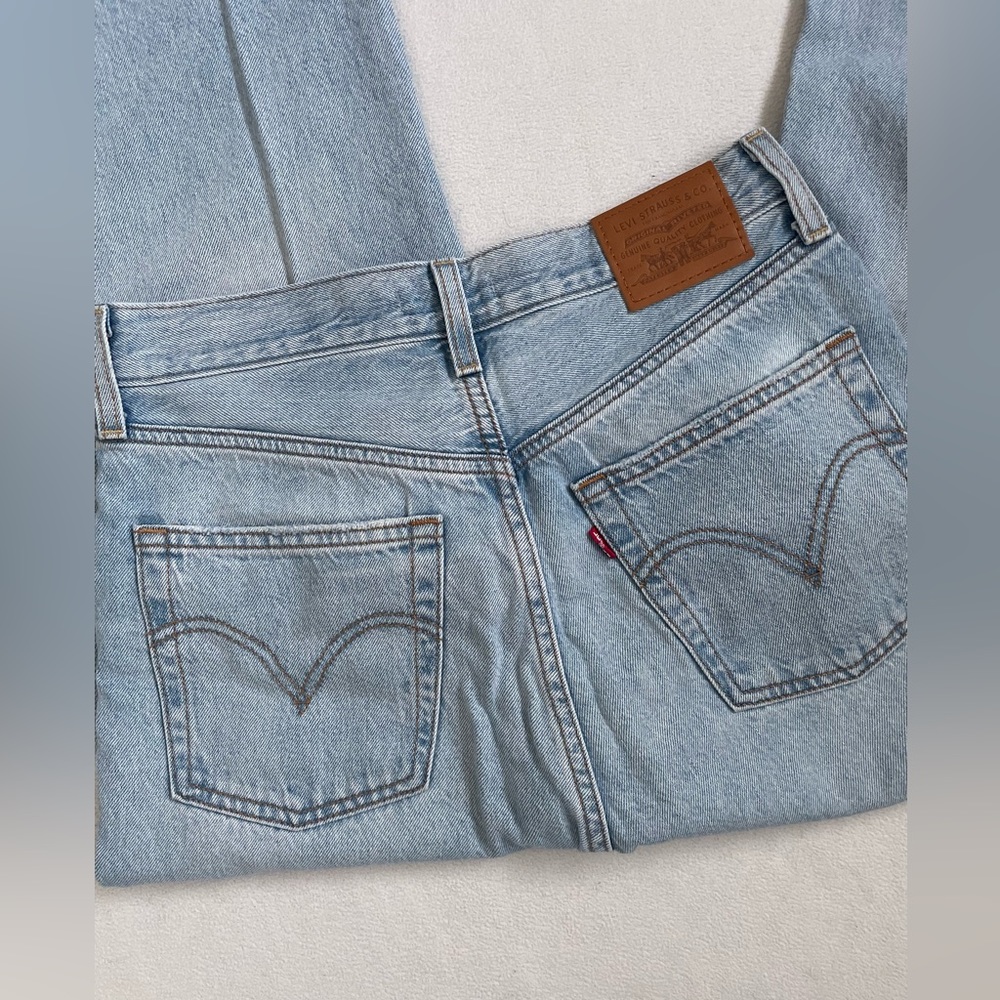 Levis ribcage straight